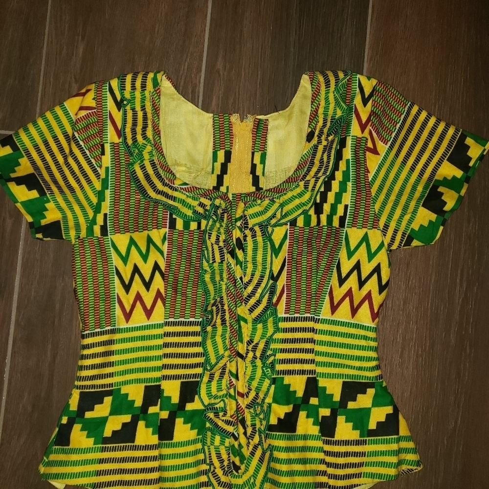 AFRICAN TOP WOMEN'S SZ XSMALL